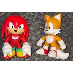 Goo jit zu Sonic the Hedgehog Knuckles and Tails figures